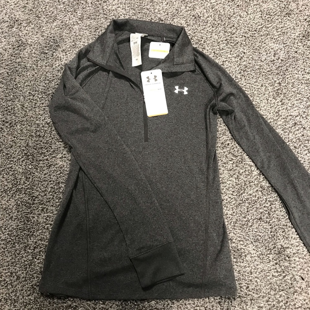 Women’s Under Armour Shirt NWT